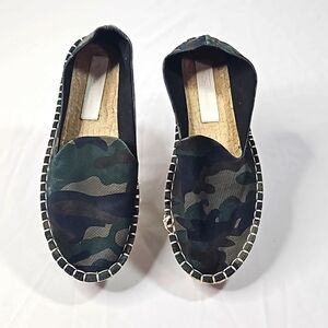 Asos Camouflage Flats/Loafers Size 5